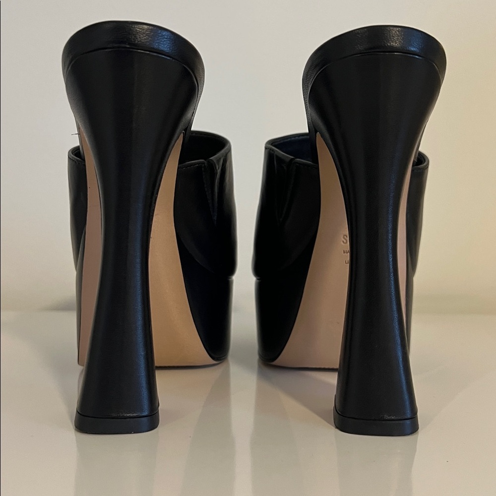 SCHUTZ Haila Casual Leather Sandal - Picture 5 of 6